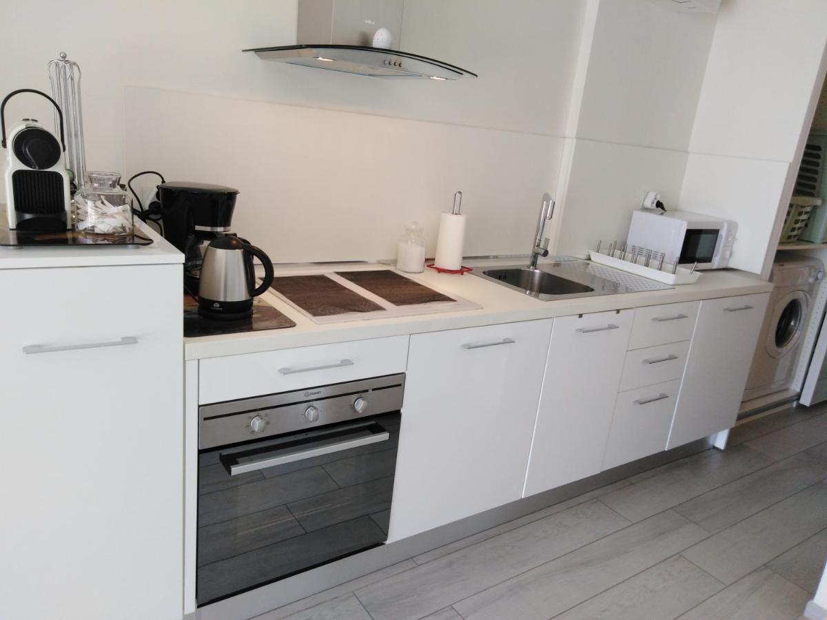 Le Palais Du Tropique Appartement Vue Mer 5E Etage Avec Ascenseur ฌวง-เลส์-แป็งส์ ภายนอก รูปภาพ